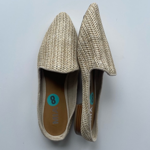Mia Flats Size 8 - Picture 2 of 4